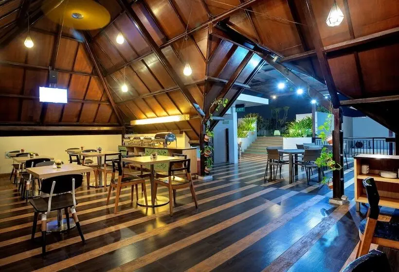 ホテル Nikhila Seminyak Bali