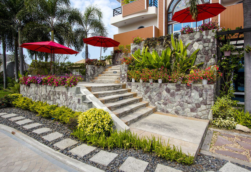 Отель Phuplaces Bangsaen