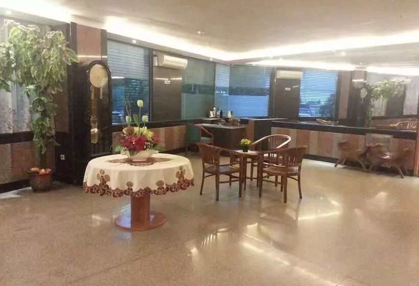 Plaza Hotel Harco Mangga Dua