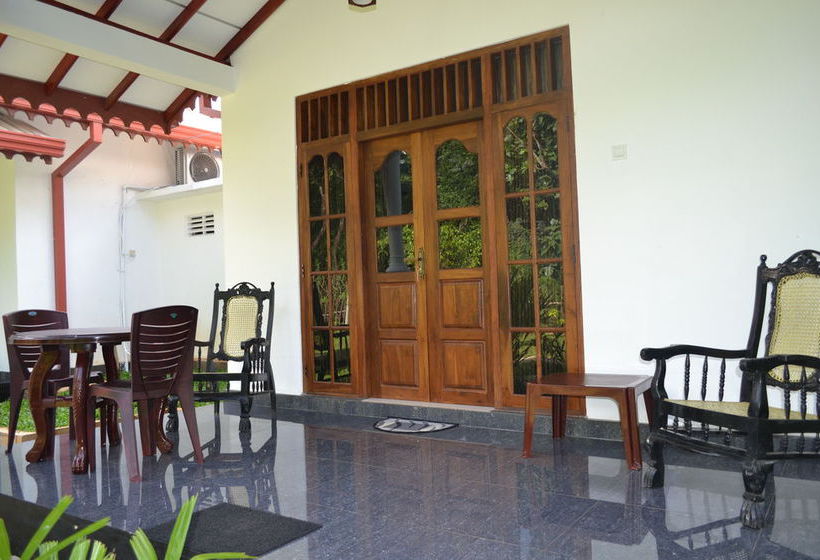 בית מלון כפרי Sigiri Holiday Inn