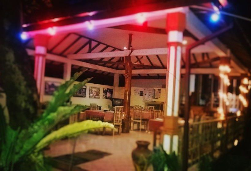 בית מלון כפרי Sigiri Holiday Inn