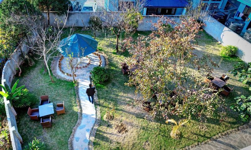 בית מלון כפרי Summit Golden Crescent