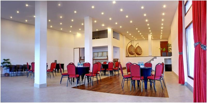 בית מלון כפרי Summit Golden Crescent