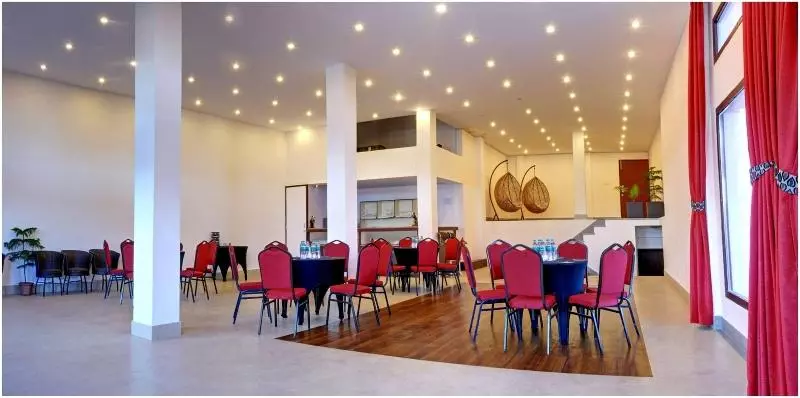 호텔 Summit Golden Crescent