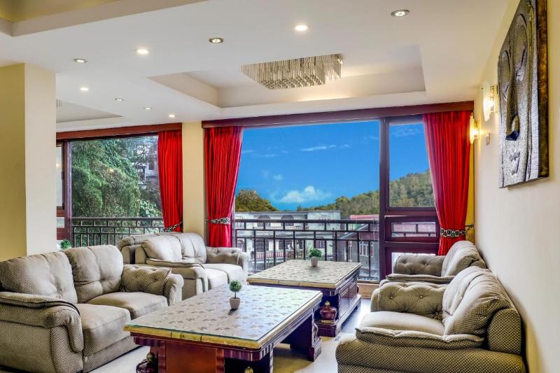 בית מלון כפרי Summit Golden Crescent