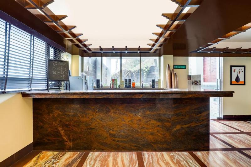 בית מלון כפרי Summit Golden Crescent