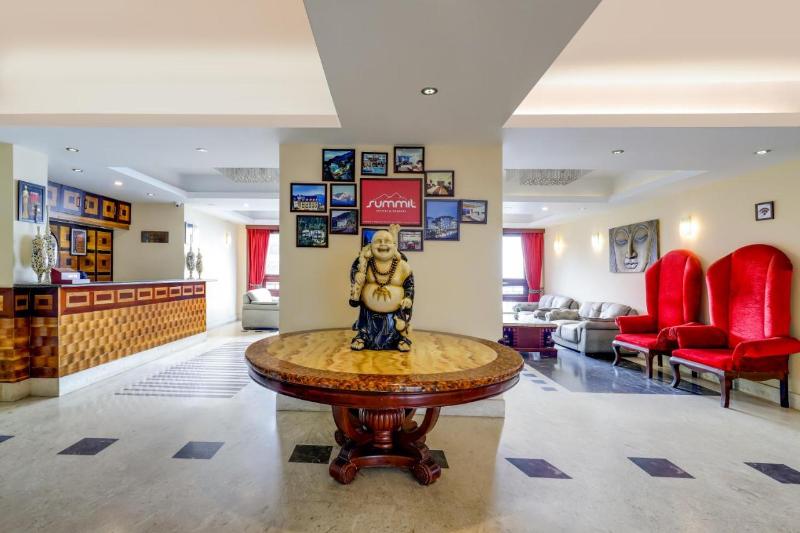 בית מלון כפרי Summit Golden Crescent