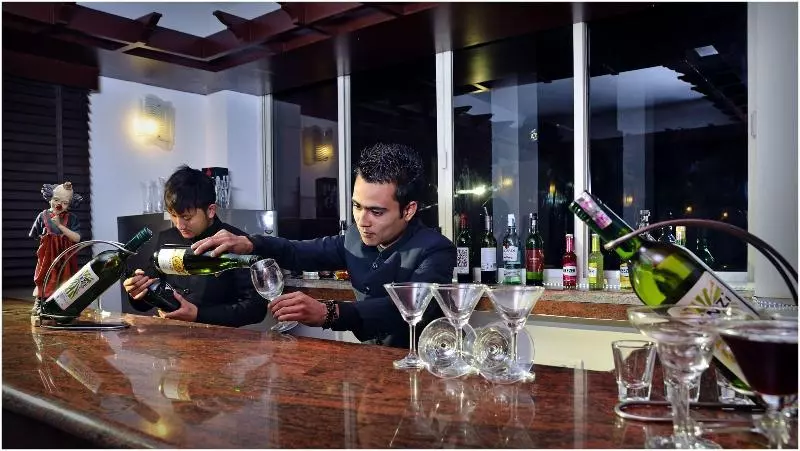 호텔 Summit Golden Crescent