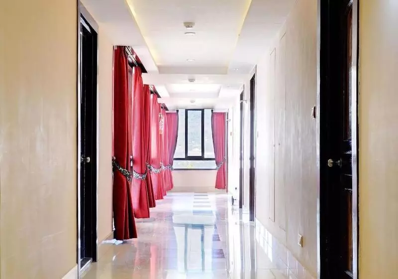 호텔 Summit Golden Crescent