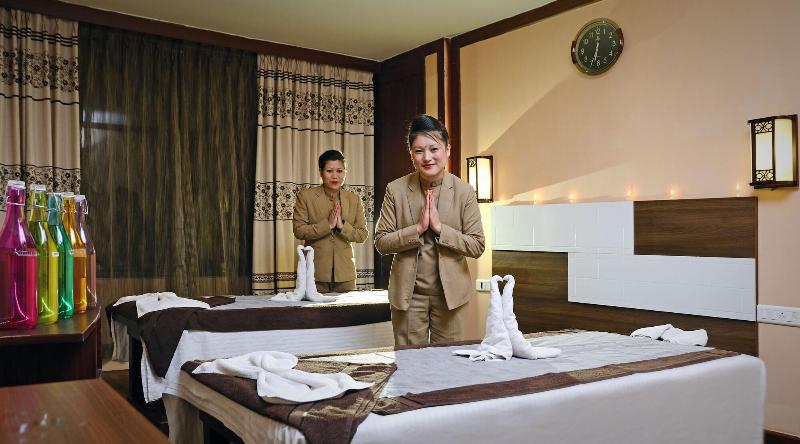 בית מלון כפרי Summit Golden Crescent