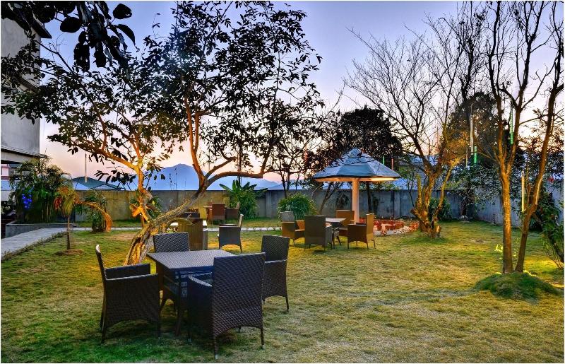 בית מלון כפרי Summit Golden Crescent