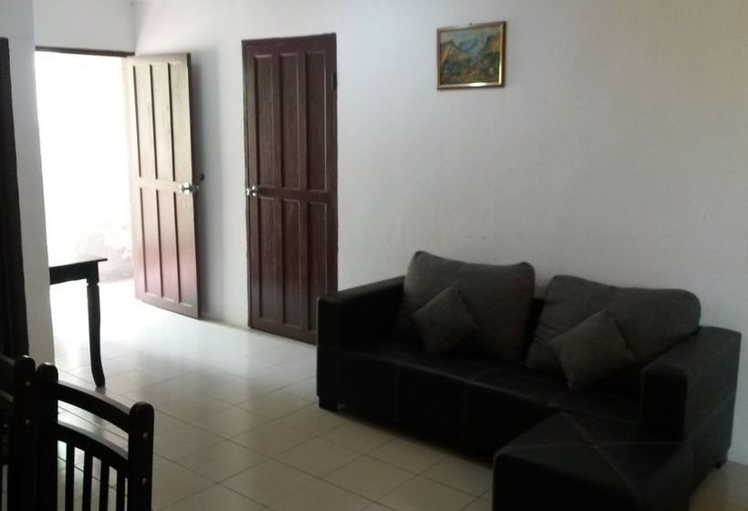 فندق Zen Rooms Uptown Beach Resort