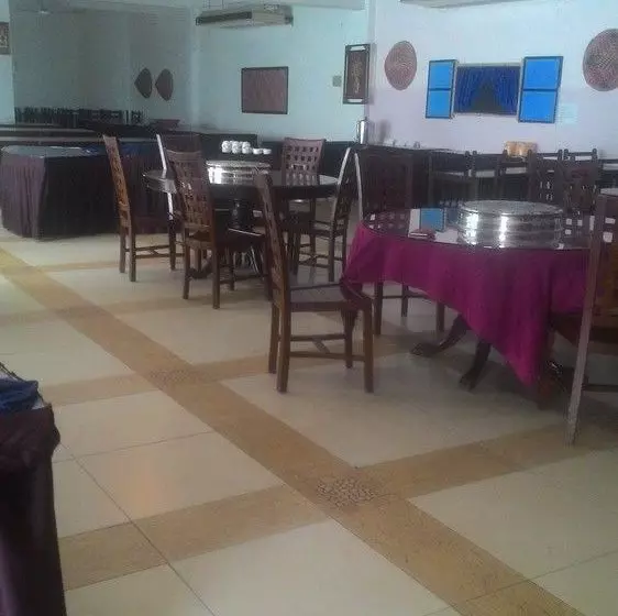 Hotel Zen Rooms Uptown Beach Resort