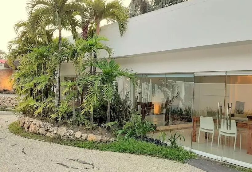 Hotel Urban Sands Iloilo