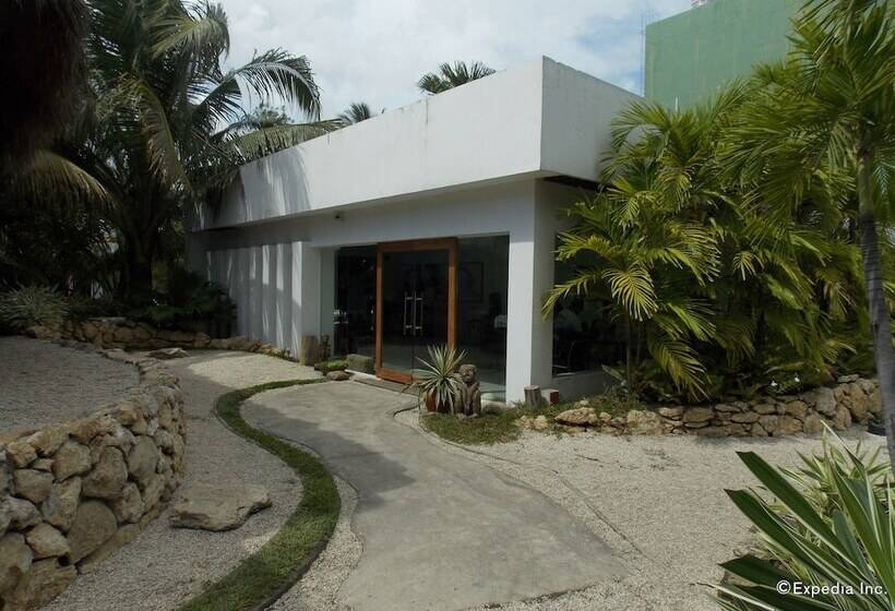 فندق Urban Sands Iloilo