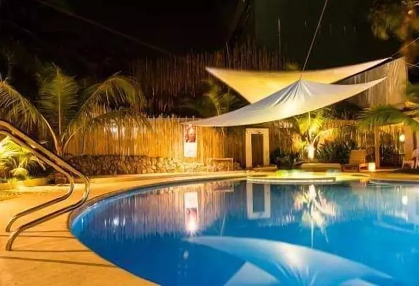 Hotel Urban Sands Iloilo