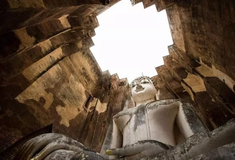 Пансион Baan Rim Klong Resort