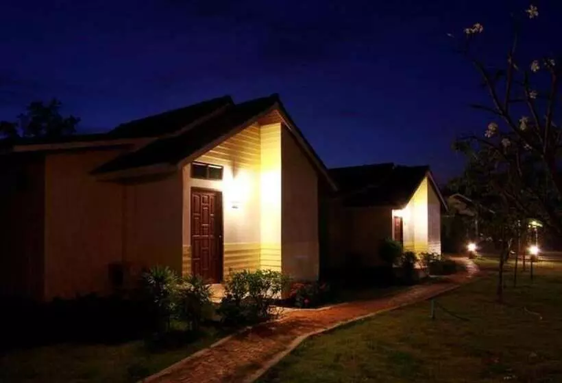 Пансион Baan Rim Klong Resort