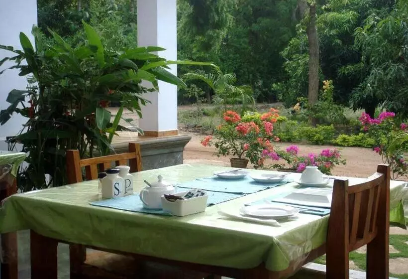 پانسیون Le Grand Meaulnes