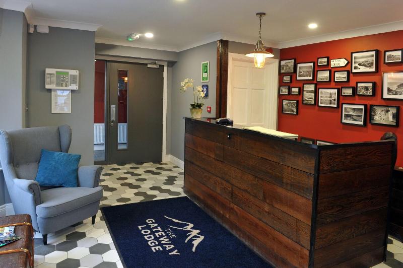 بنسيون The Gateway Lodge