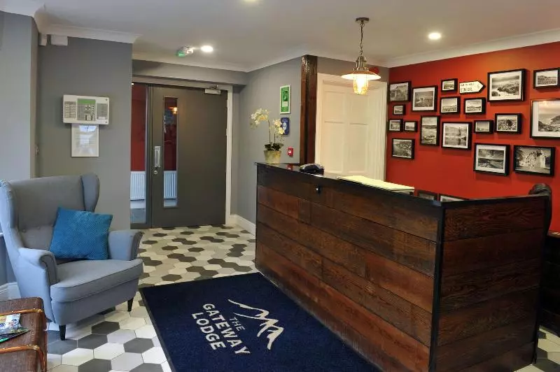 بنسيون The Gateway Lodge