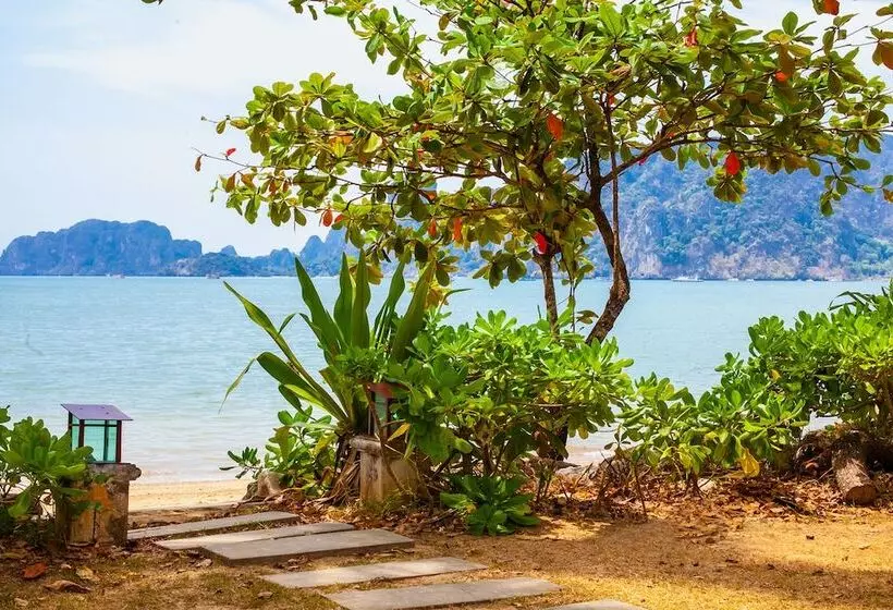 Amatapura Beach Villa 15