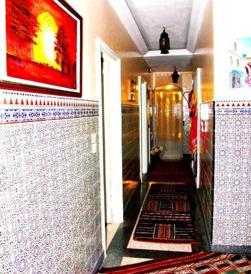 민박 Riad Dar Zidane