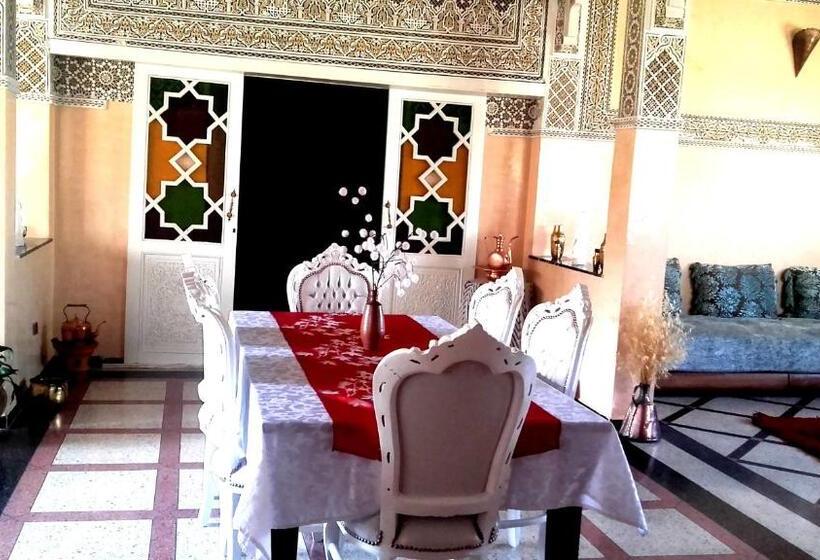 민박 Riad Dar Zidane