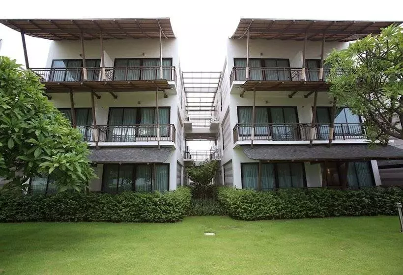 호텔 Bangsaen Heritage