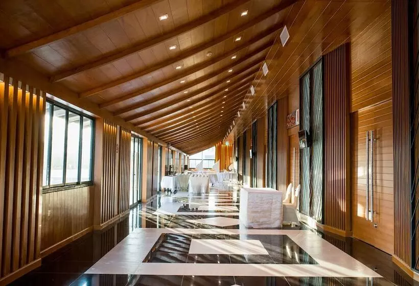 호텔 Bangsaen Heritage