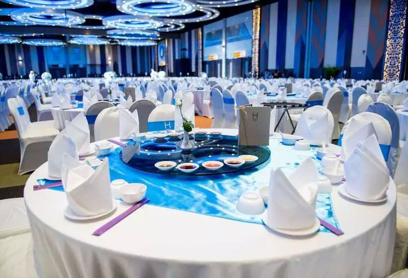 호텔 Bangsaen Heritage