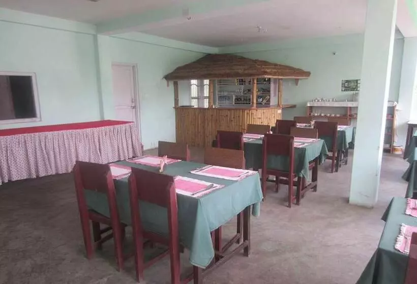 هتل Eco Adventure Resort