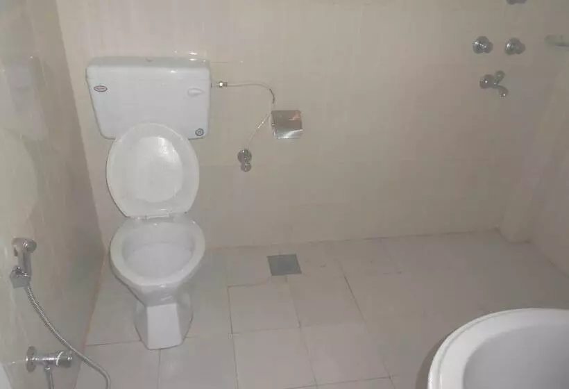 هتل Eco Adventure Resort