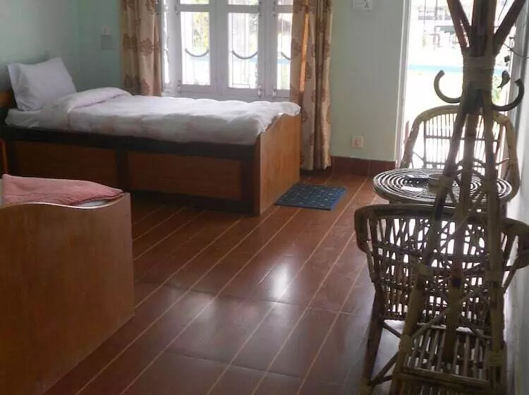 هتل Eco Adventure Resort