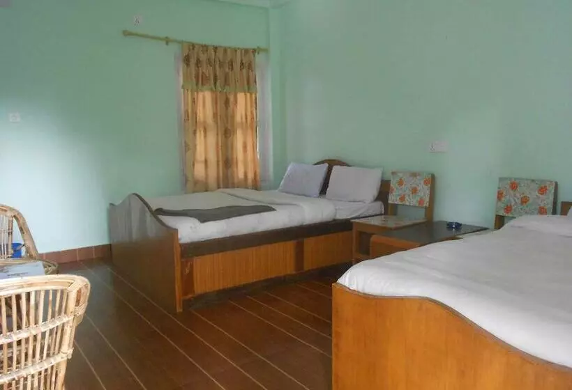 هتل Eco Adventure Resort