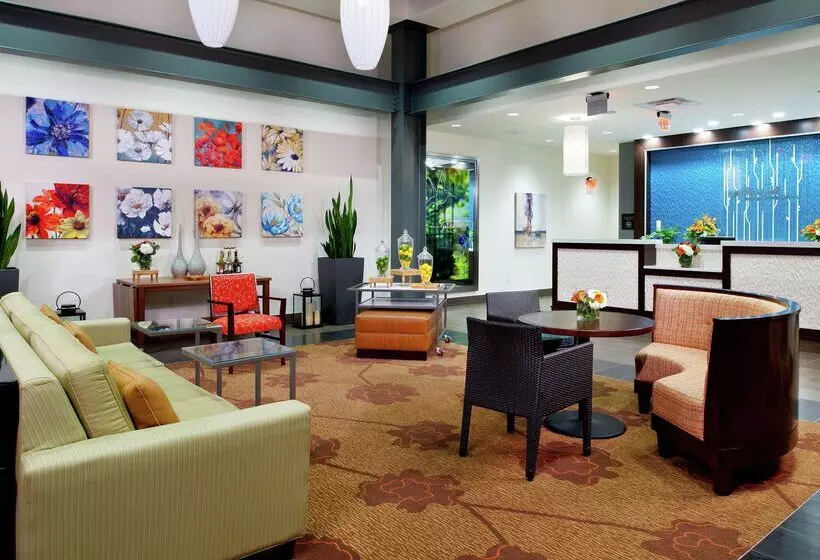 هتل Hilton Garden Inn Pittsburgh Downtown