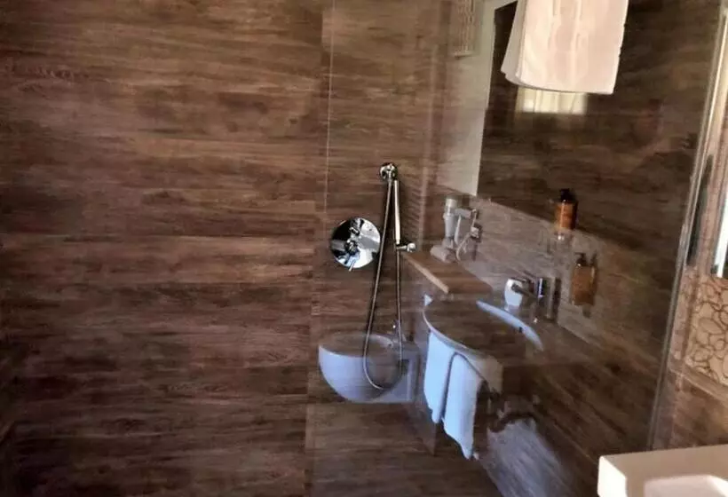 Hotel Inghirios Wellness Country Resort