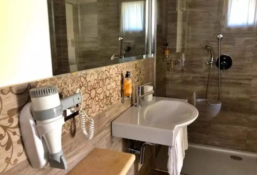 Hotel Inghirios Wellness Country Resort