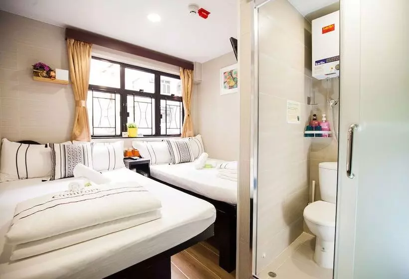 هتل Joyous Guest House