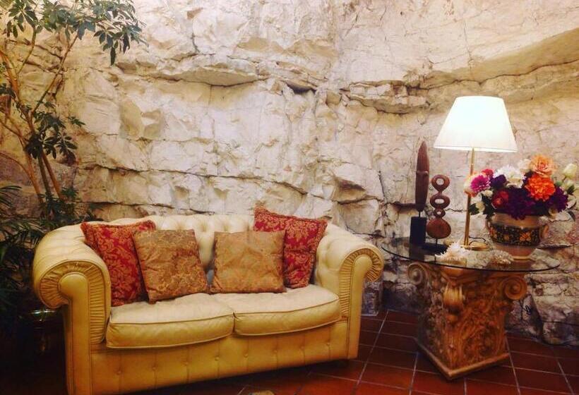 בית מלון כפרי La Rocca