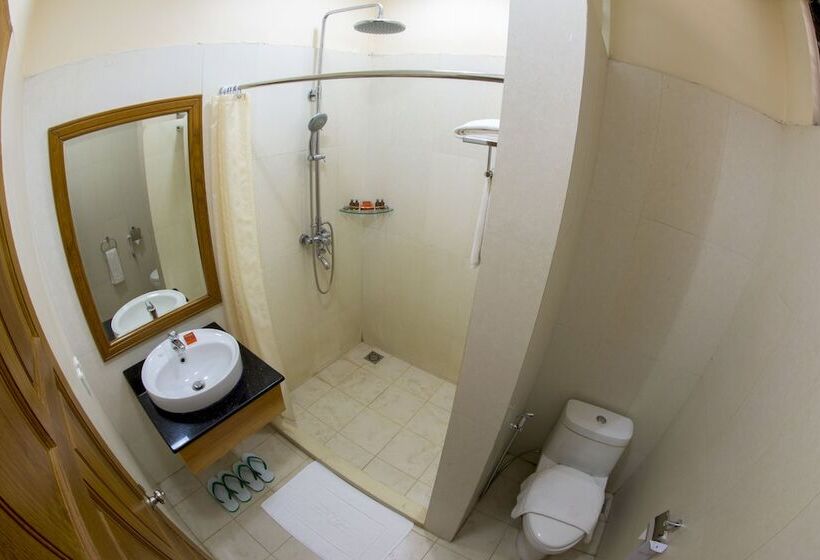 The Hotel Myat Taw Win