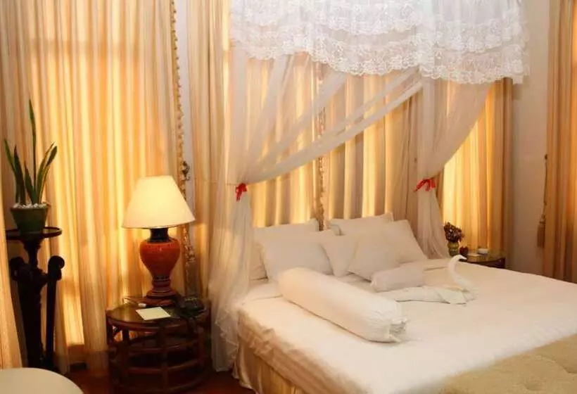 The Hotel Myat Taw Win