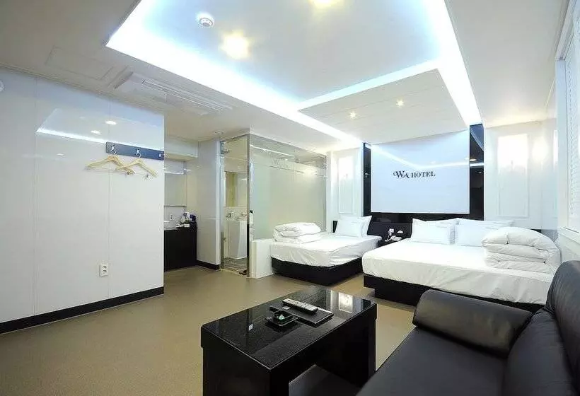 هتل Wa