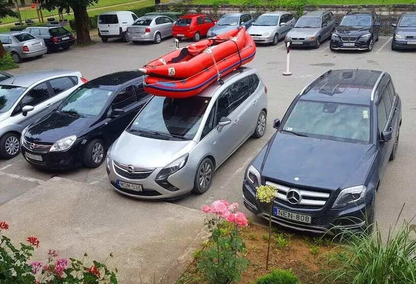 فندق Pansion Park