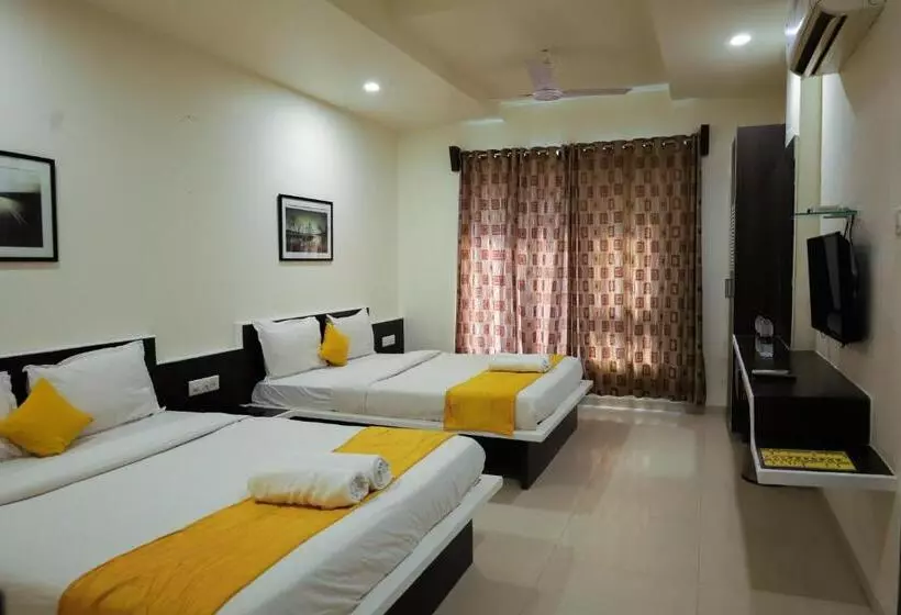 Hotel Sai Bansi