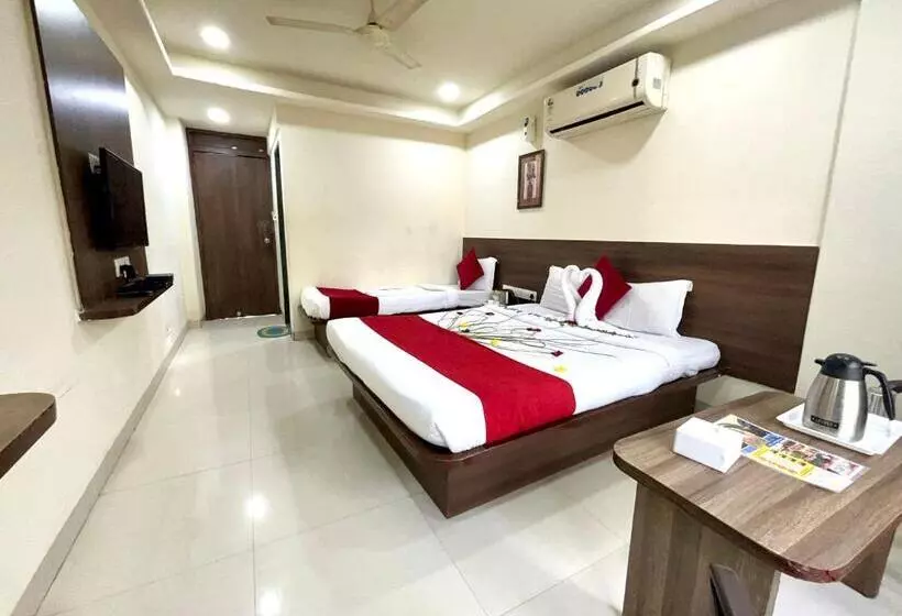 Hotel Sai Chhatra