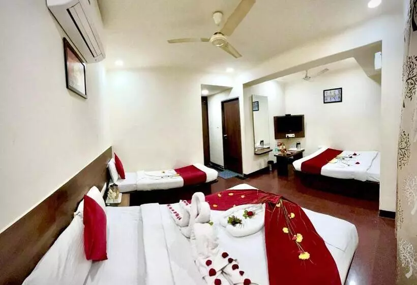 Hotel Sai Chhatra
