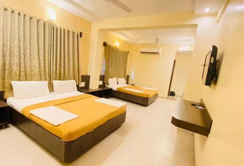 Hotel Sai Gurusthan