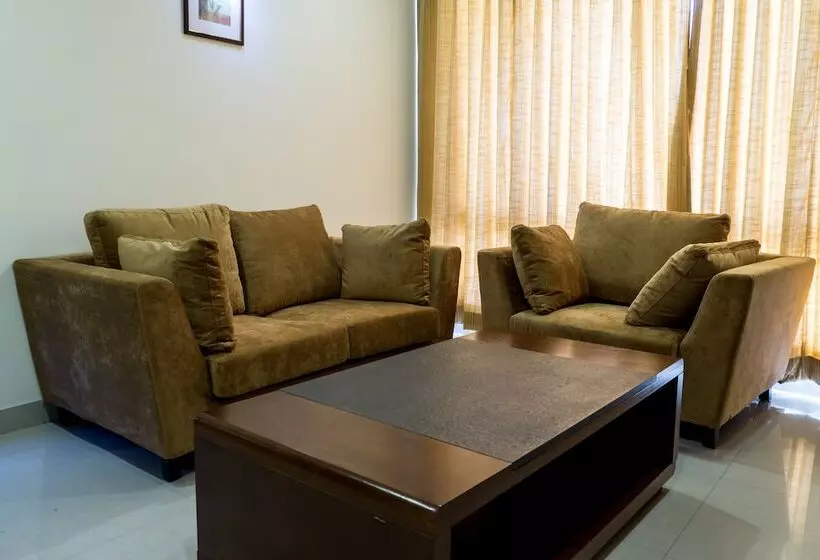 Отель Saptagiri