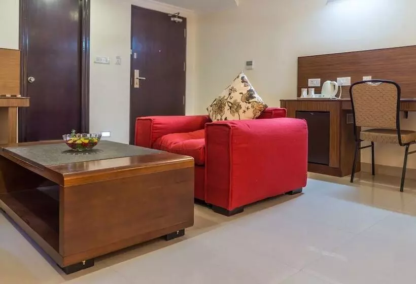 Отель Saptagiri